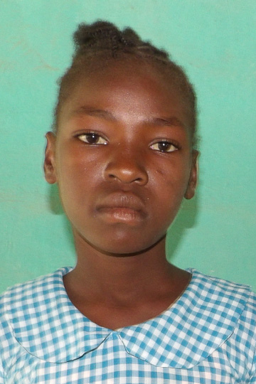 Roselanda a sponsor child living in Haiti